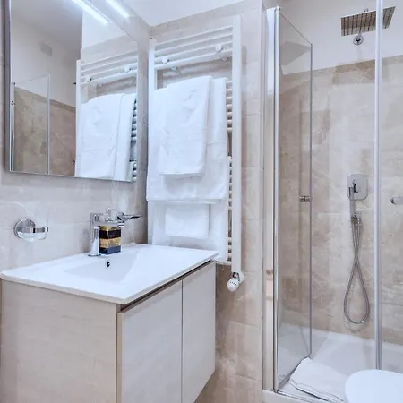 Flats Via Delle Muratte 2mins To Trevi Fountain Apartment *
