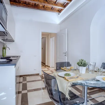 Apartament Flats Via Delle Muratte 2mins To Trevi Fountain *
